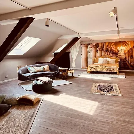 Ferienwohnung Honeymoon Deluxe Wellness Mit Sauna Auf Schloss Falkenhorst Kleinblittersdorf Exterior photo
