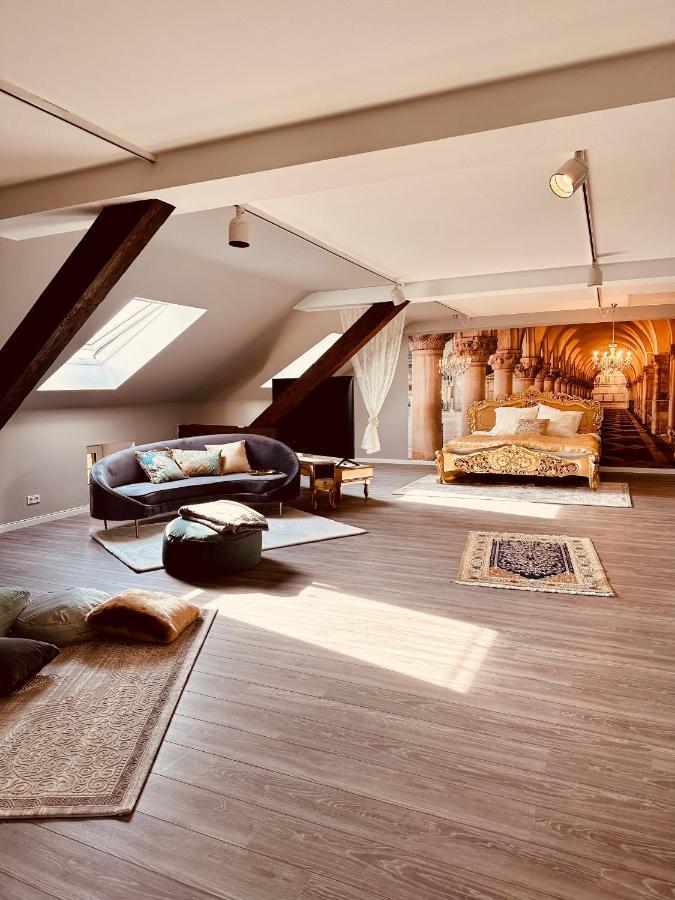 Honeymoon Deluxe Wellness Mit Sauna Auf Schloss Falkenhorst * Kleinblittersdorf