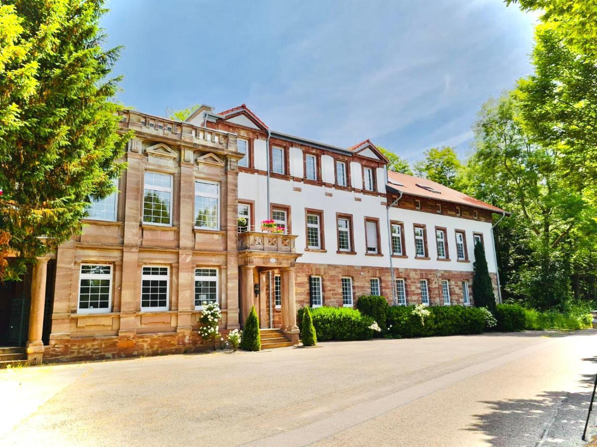 Apartment Honeymoon Deluxe Wellness Mit Sauna Auf Schloss Falkenhorst Kleinblittersdorf